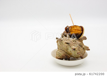 サザエのつぼ焼き 61742200