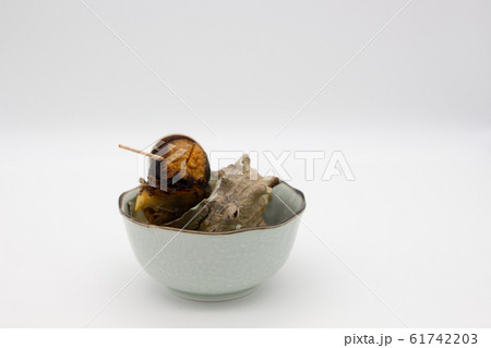 サザエのつぼ焼き サザエのつぼ焼き 61742203