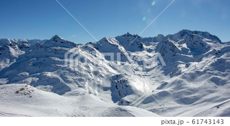 Meribel mottaret val thorens peak view sun snowy mountain landscape France alpes 3 vallees 61743143
