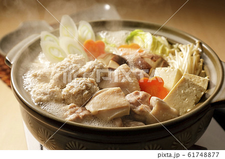 鶏鍋 61748877