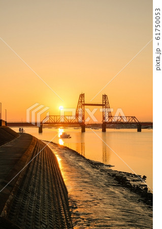 筑後川昇開橋の夕暮れ 筑後川昇開橋の夕暮れ 61750053