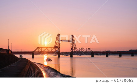 筑後川昇開橋の夕暮れ 61750065