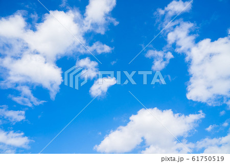青空 雲 背景素材 イメージ 青空 雲 背景素材 イメージ 61750519