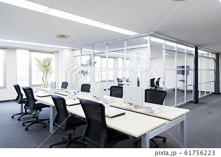 オフィス ビジネス パソコンの写真素材