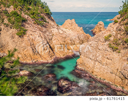 鳥取県の絶景ジオパーク　鴨ヶ磯　美しい浦富海岸　山陰海岸国立公園　世界ジオパーク 61761415
