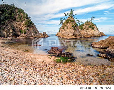 鳥取県の絶景ジオパーク　鴨ヶ磯　美しい浦富海岸　山陰海岸国立公園　世界ジオパーク 61761428