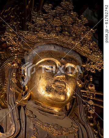 東大寺大仏殿 虚空蔵菩薩坐像 正面やや右 61762742