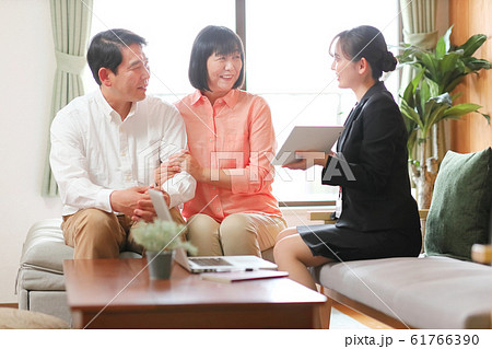 保険　営業 61766390