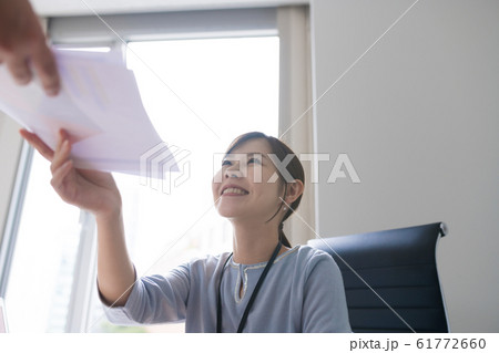 女性ポートレート 女性ポートレート 61772660