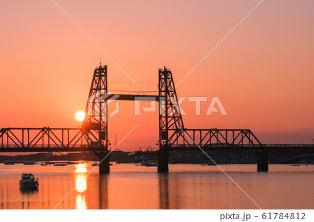 筑後川昇開橋の夕暮れ 筑後川昇開橋の夕暮れ 61784812