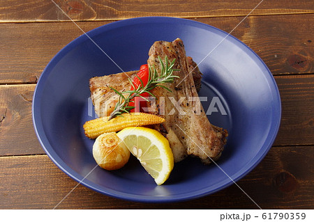 スペアーリブ 61790359