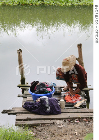 ミャンマー　インレー湖 61793149