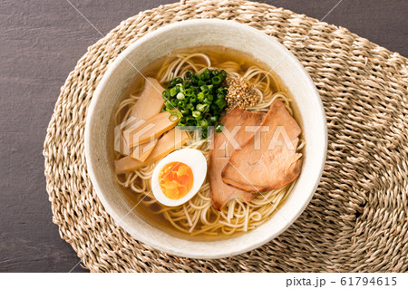 醤油ラーメン 醤油ラーメン 61794615