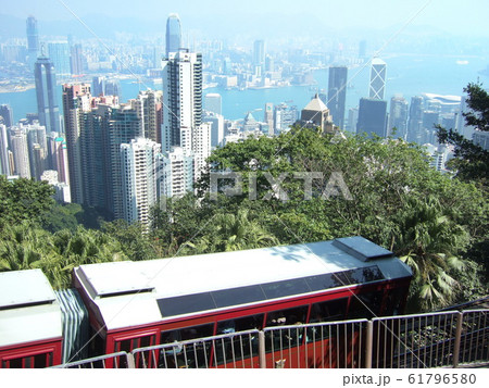 ビクトリア・ピークから見た香港島 ビクトリア・ピークから見た香港島 61796580