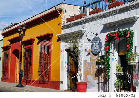 メキシコ　オアハカの街並み 61805703