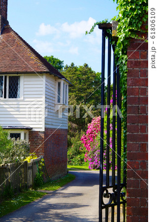 イギリス 庭園 ガーデニング ガーデン イングリッシュガーデンの写真素材