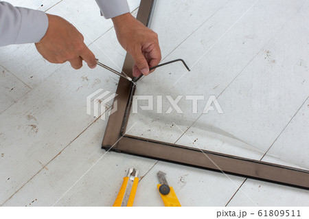 網戸の張替え 61809511