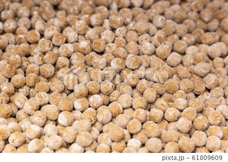 Heap of raw tapioca boba pearls freshly prepared 61809609
