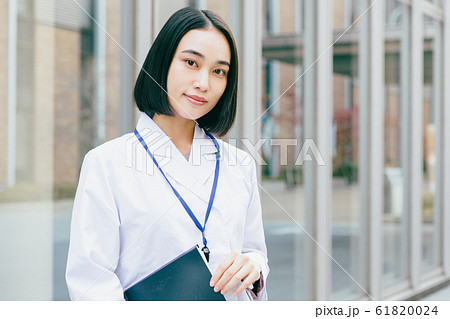 医療 看護師 撮影協力 近畿大学 の写真素材