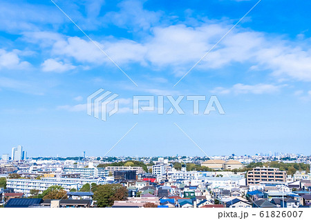 神奈都市風景 神奈川県川崎市の景色 さわやかな青空と都会 都市風景の画像素材 オフィス街の写真素材