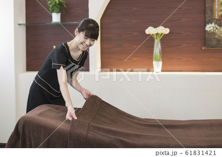 エステ 61831421