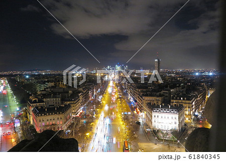 パリの夜景・ラデファンス(Paris) 61840345