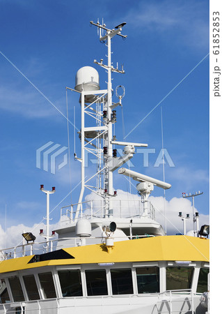 Command bridge, antennas, radar and  other 61852853