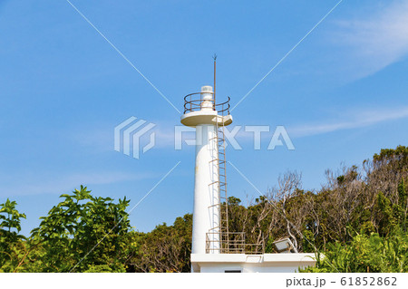 雄島灯台 福井県坂井市三国町の雄島 61852862