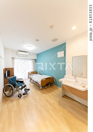 介護施設 老人ホーム 医療 福祉 介護イメージ 61853833
