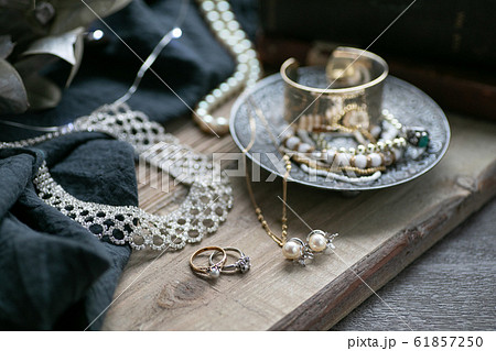 アクセサリー アクセサリー 61857250