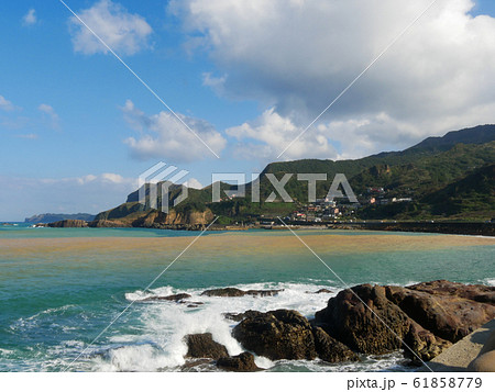 海沿い 沿岸 沖合 61858779