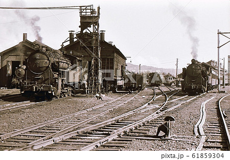 昭和44年 美唄鉄道健在の頃の美唄鉄道機関区 北海道 昭和44年 美唄鉄道健在の頃の美唄鉄道機関区 北海道 61859304