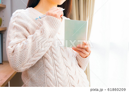 妊婦 メッセージカード 招待状 悩む 妊婦 メッセージカード 招待状 悩む 61860209