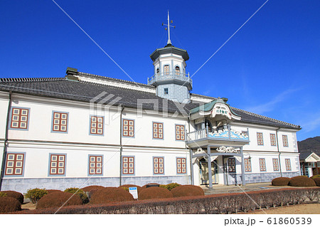 国宝　旧開智学校校舎 61860539