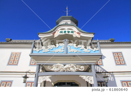 国宝　旧開智学校校舎 61860640