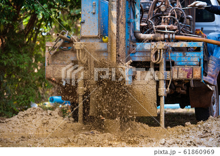 ground drilling water machine on old truck ground drilling water machine on old truck 61860969