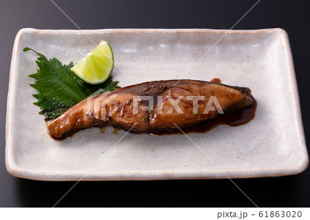 ブリ　照焼 61863020