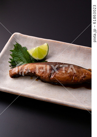 ブリ 照焼 ブリ 照焼 61863023