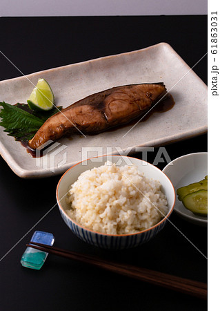 ブリ　照焼 61863031