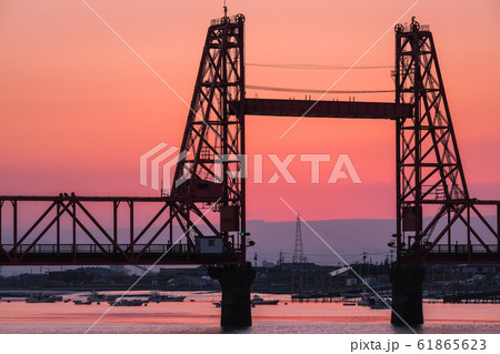 筑後川昇開橋の夕暮れ 筑後川昇開橋の夕暮れ 61865623