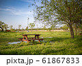 休憩 休み 公園 61867833