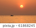 風景 朝 日の出 61868245