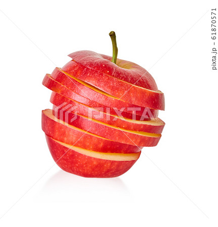 sliced red apple with clipping patch 61870571