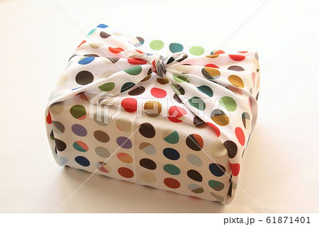 風呂敷包み 61871401