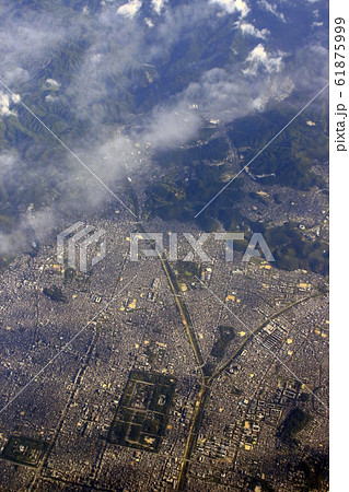 上空より望む：京都市街 61875999