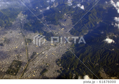 上空より望む：京都市街 61876000