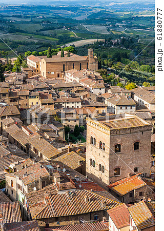 Aerial view of San Gimignano 61880777