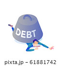 債務に押しつぶされる男性 61881742