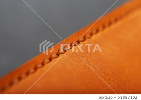 The album cover is made of brown genuine leather, The album cover is made of brown genuine leather, 61887102