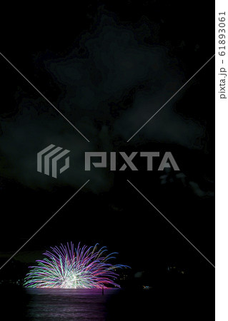 【湯河原温泉海上花火大会】 61893061